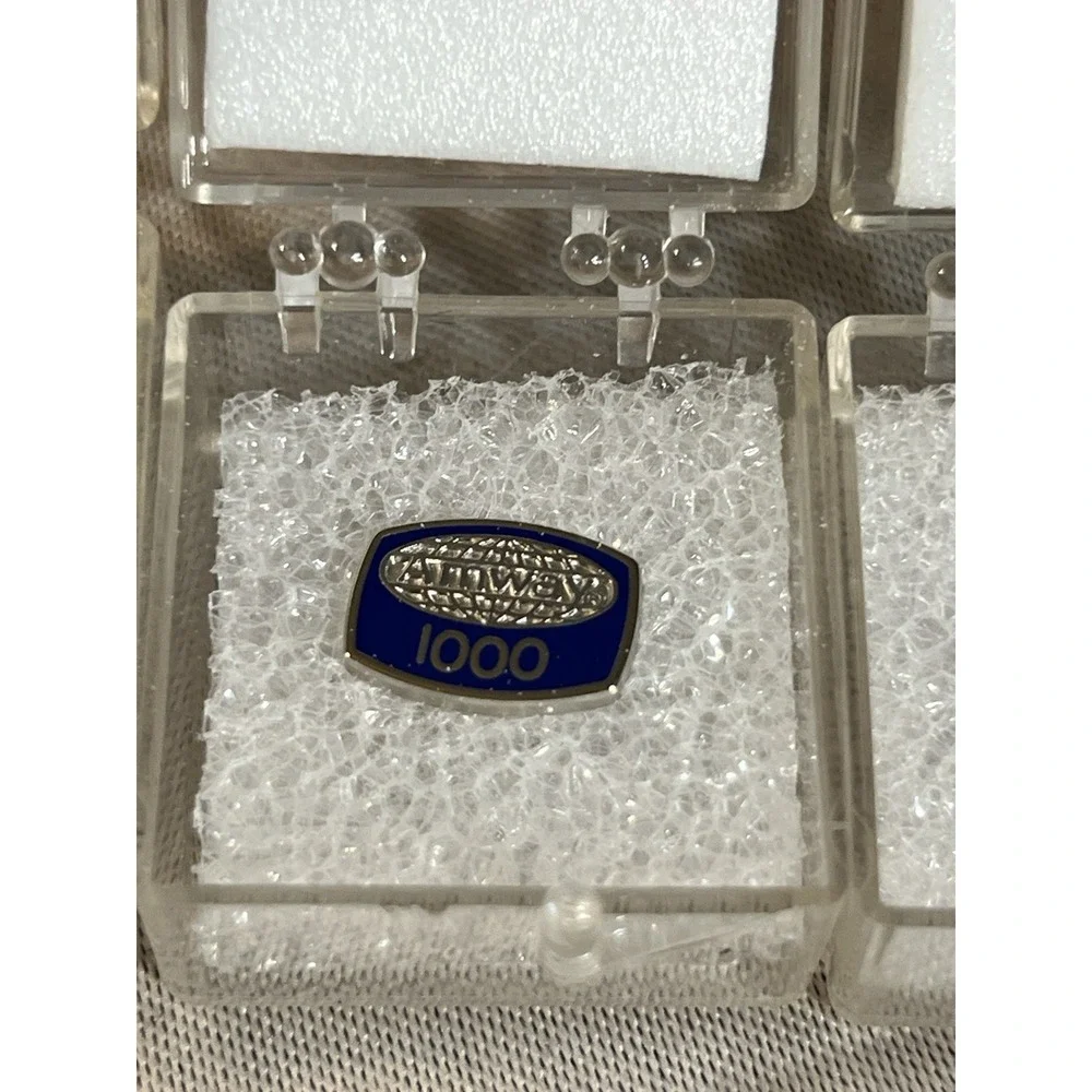 LOT OF 6 VTG AMWAY1000,‎ Choir, Marilyn Hickey Lapel Pin Service Award (2330)